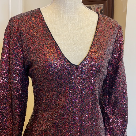 Dress - Picture 3 of 4